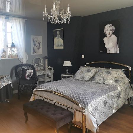 Villa Les Camelias Fontaine-lès-Vervins Esterno foto